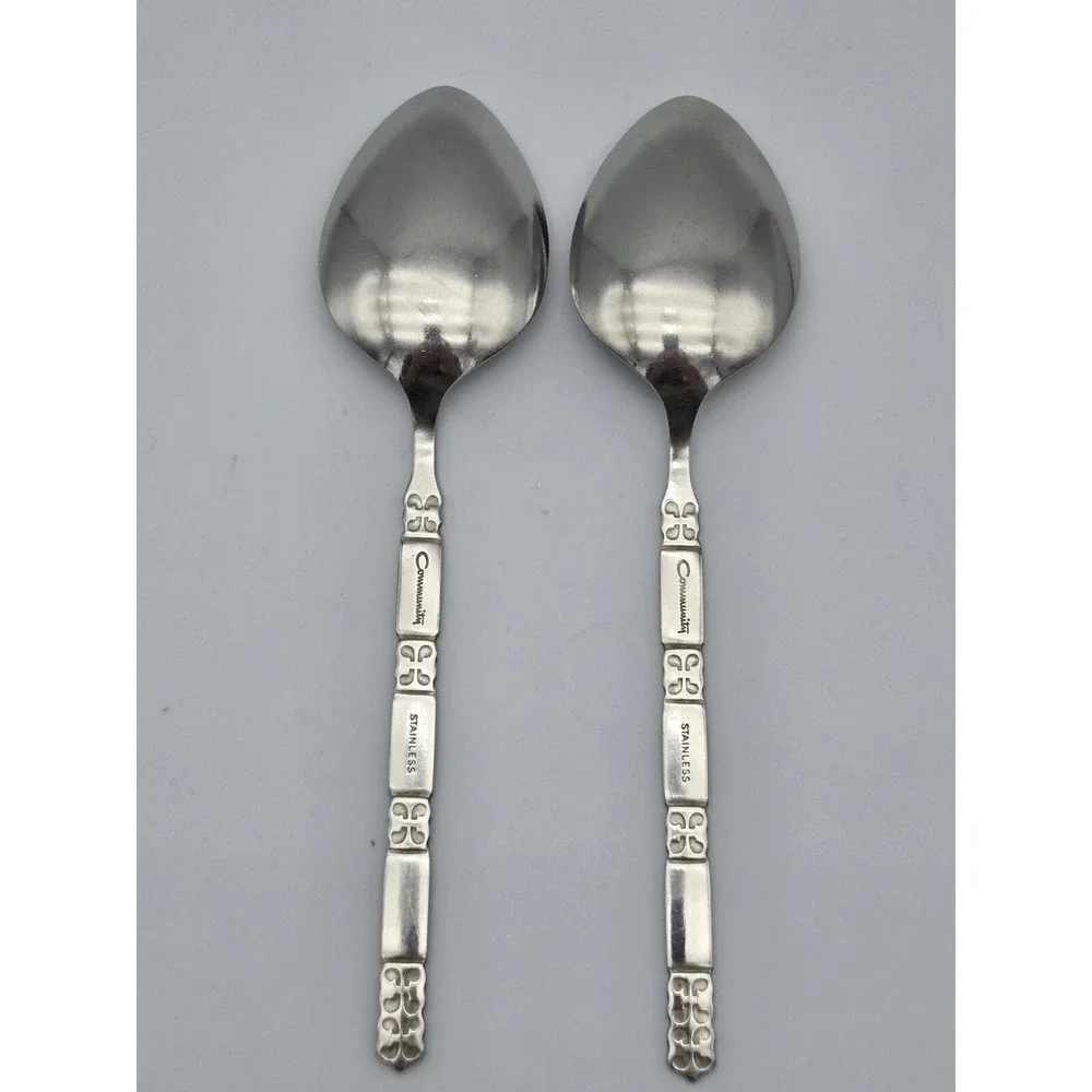 Oneida Community Madrid Stainless 2 Oval‎ Soup Spoons No Black Flatware 6 7/8